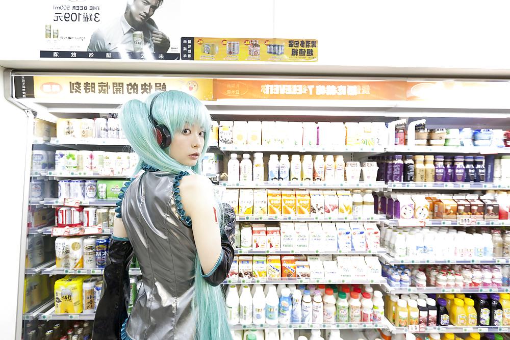17P More Sexy Japanese Cosplay Girls