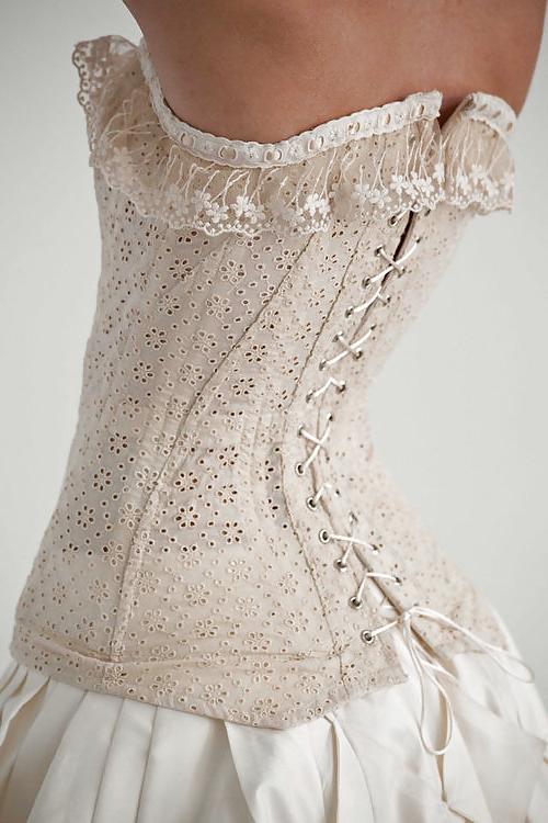 13P Sweet corset