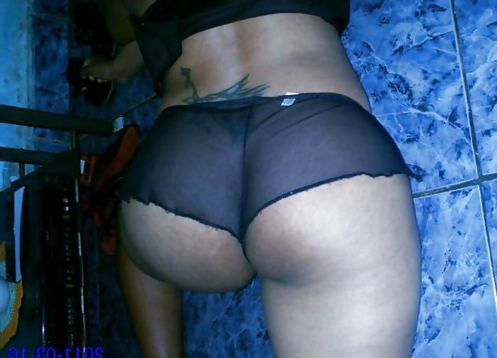 15P Busty Milfs and Ass