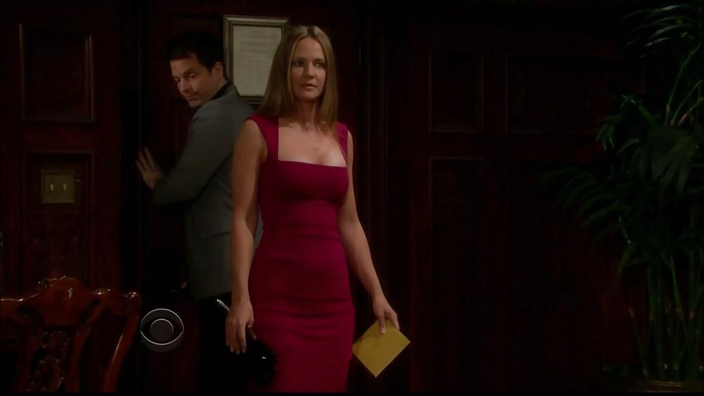 25P Sexy Soap Star Sharon Case Stuns In A Red Dress