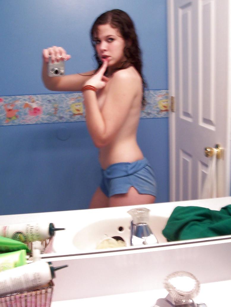22P Sexy Little Whore
