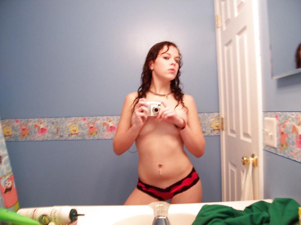 22P Sexy Little Whore