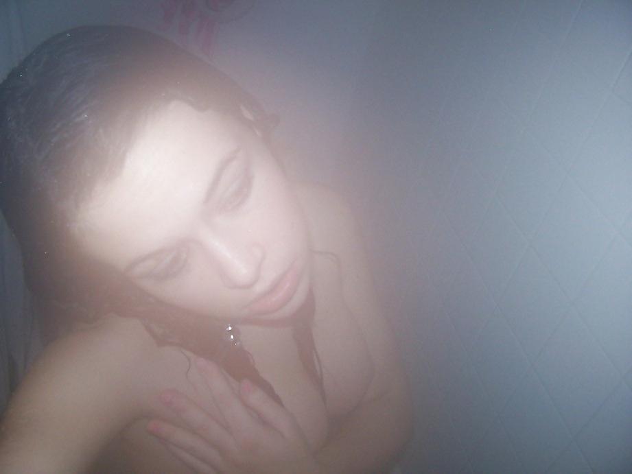 22P Sexy Little Whore