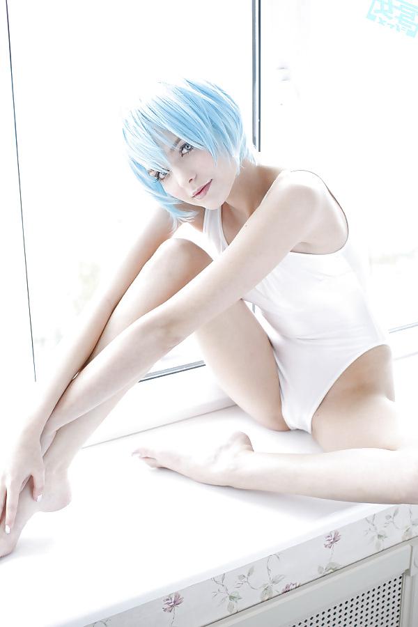 25P Sexy NoN-Japanese Cosplay Girls