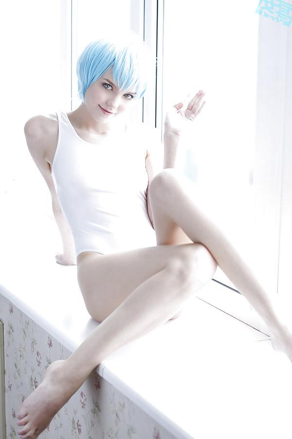 25P Sexy NoN-Japanese Cosplay Girls