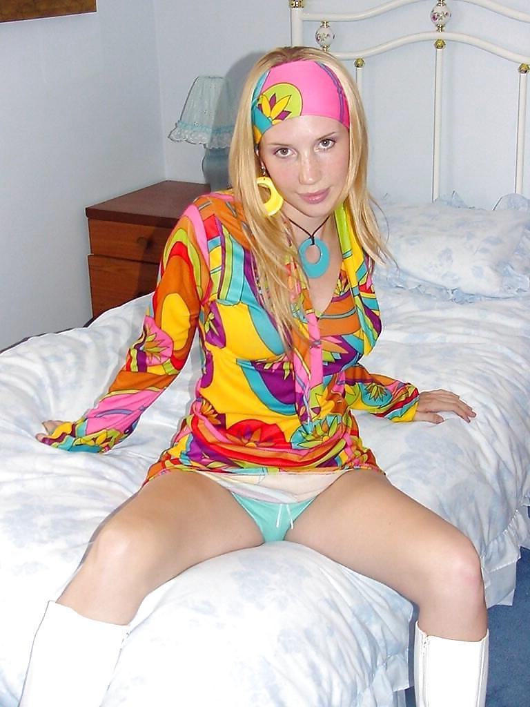 25P FLOWER POWER DRESS