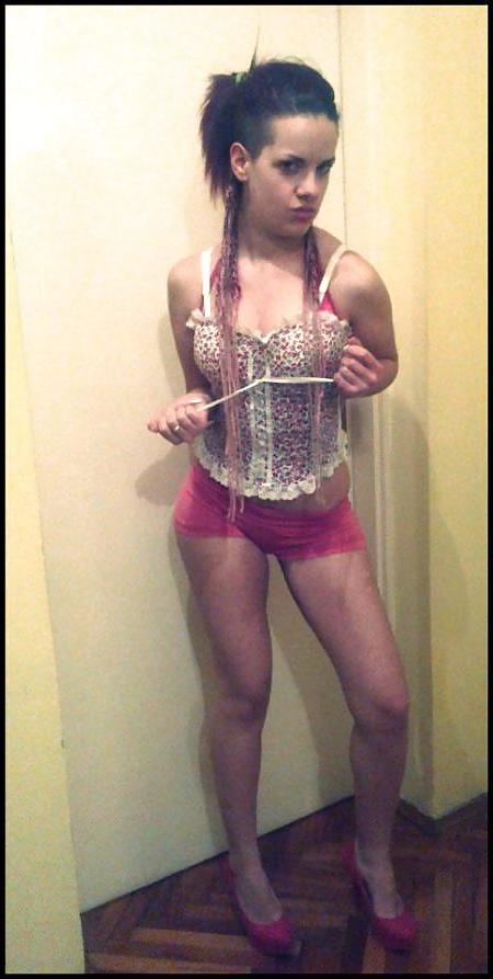 20P Young Serbian Girls