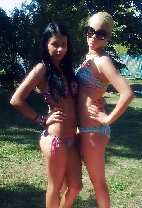 20P Young Serbian Girls
