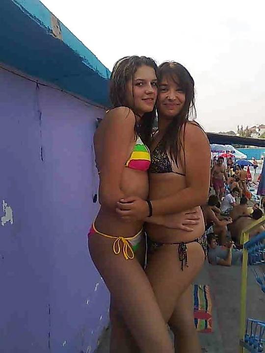 20P Young Serbian Girls