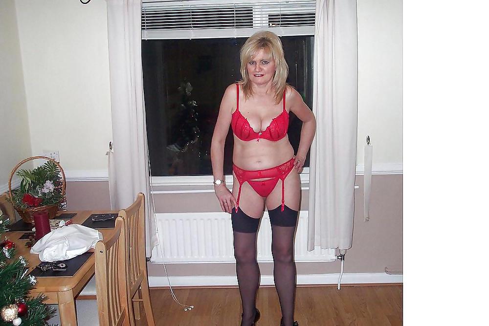 9P UK Amateur Slut Milf Samantha White Dress