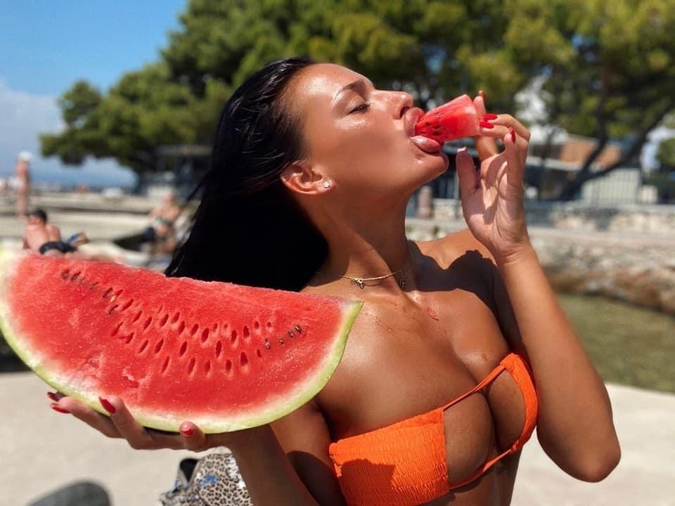 25P Amazing Serbian girl Aleksandra
