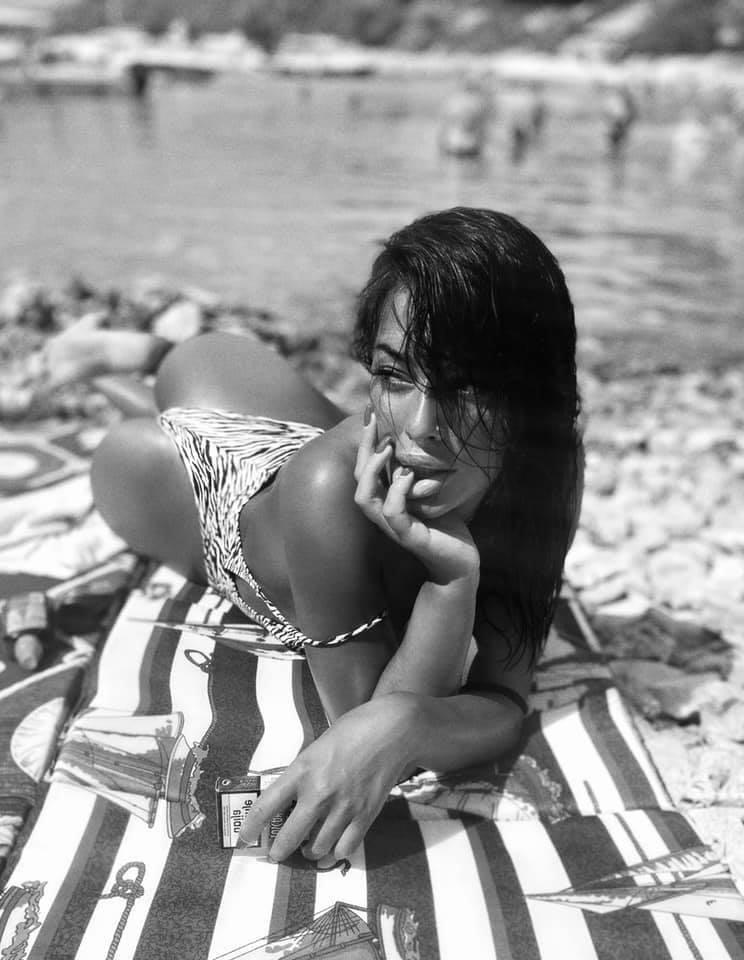 25P Amazing Serbian girl Aleksandra