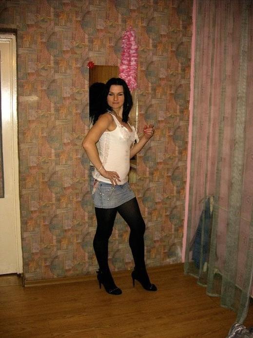 25P sexy females in tights pantyhose nylons 102