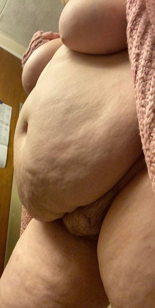 25P Fat Bellies I Wanna Rub My Dick On