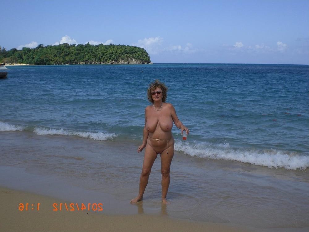 25P Beach Outdoor 039