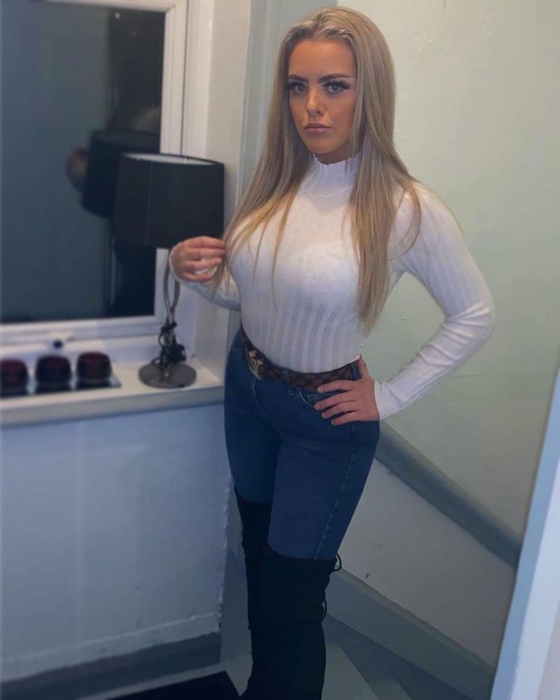 25P Dirty chav slag Mackenzie