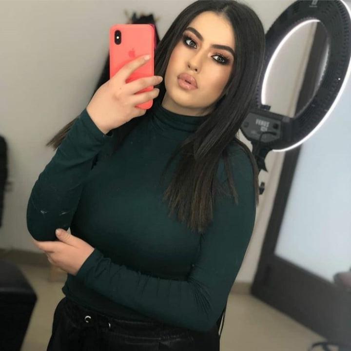 23P Serbian Amina B.