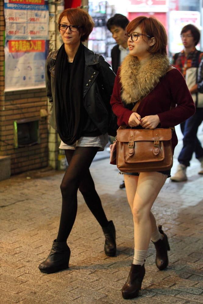 25P Street Pantyhose - Real Life Asian Cunts in Tights