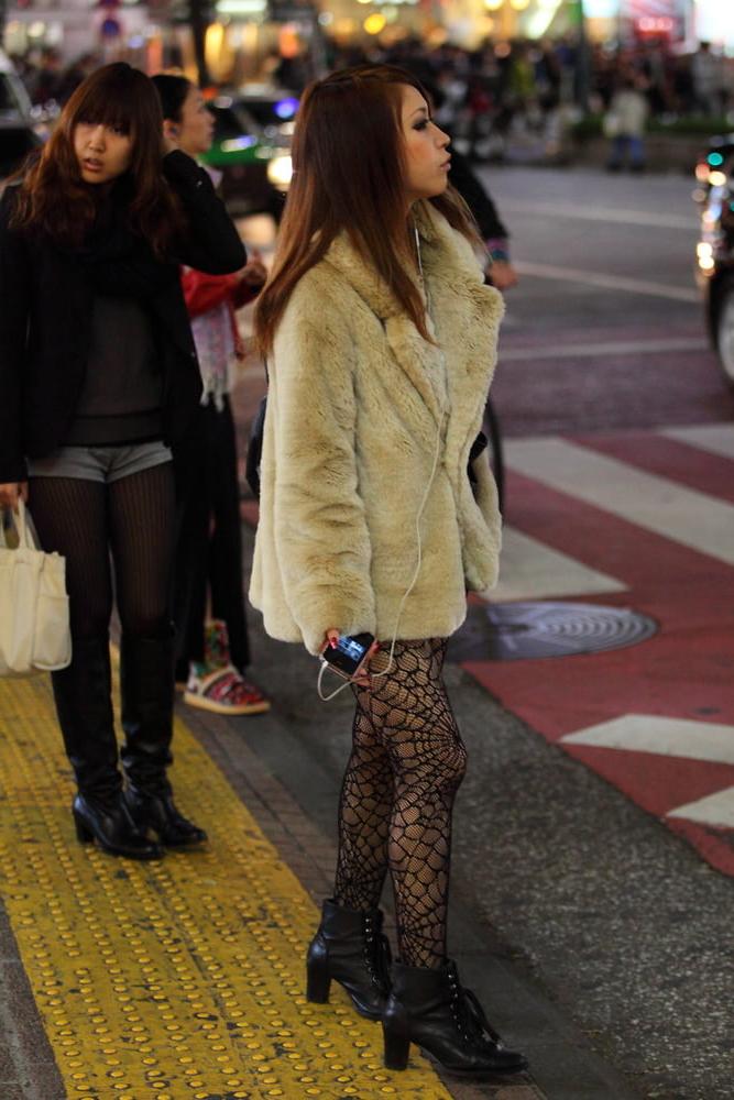25P Street Pantyhose - Real Life Asian Cunts in Tights