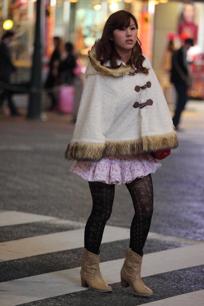 25P Street Pantyhose - Real Life Asian Cunts in Tights
