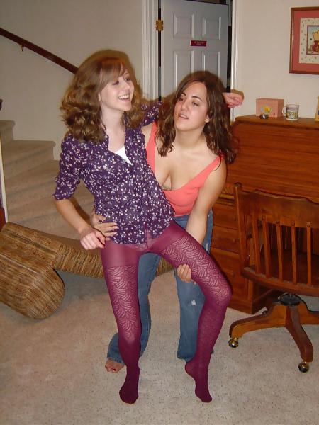25P Girls In Pantyhose 7