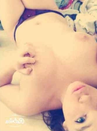 25P Busty teen in her mums underwear