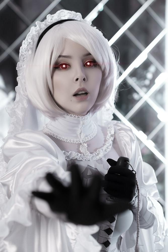22P DHM - 2B Wedding Dress