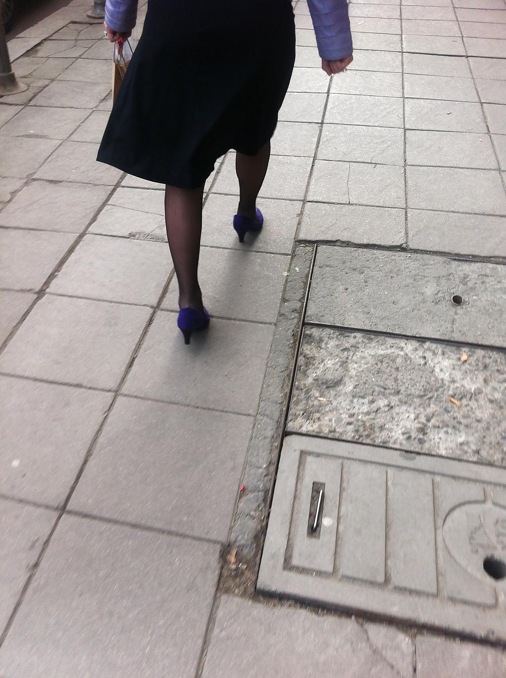 11P Great street blue shoes