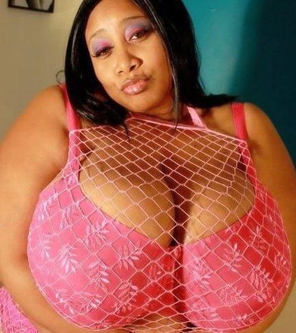 25P Busty Black Babes Vol. 12