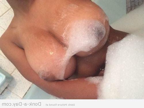 25P Busty Black Babes Vol. 12