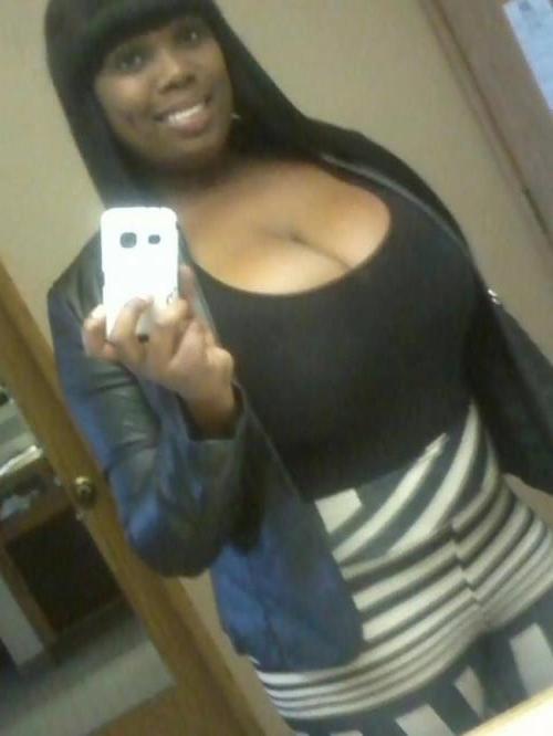 25P Busty Black Babes Vol. 9