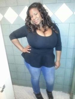 25P Busty Black Babes Vol. 9