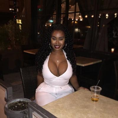 25P Busty Black Babes Vol. 10