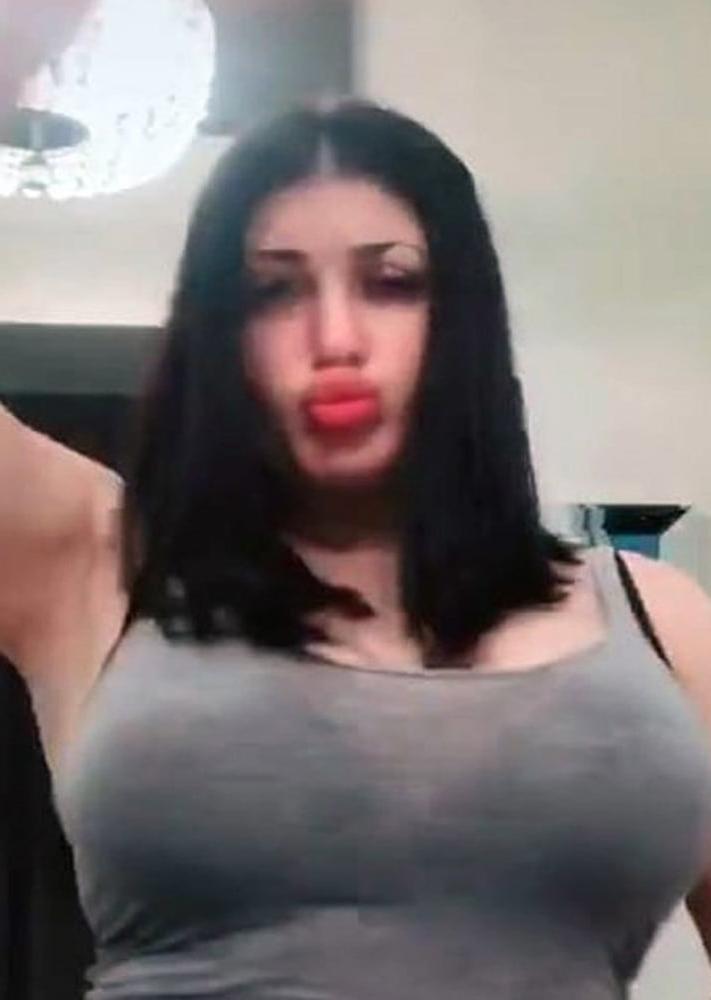 25P She likes to dress in tight clothes
