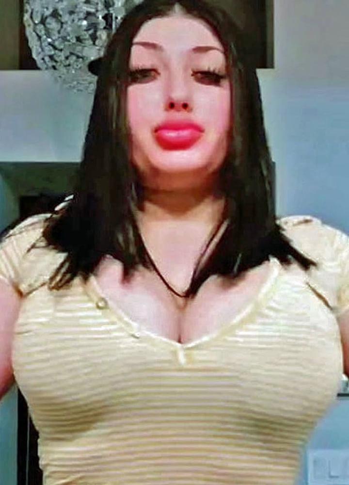 25P She likes to dress in tight clothes