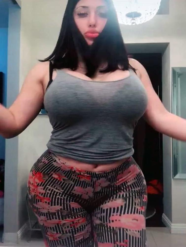 25P She likes to dress in tight clothes