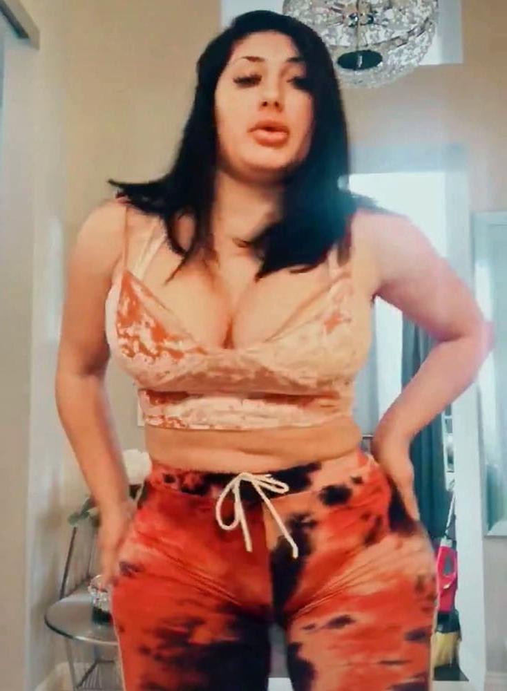 25P She likes to dress in tight clothes