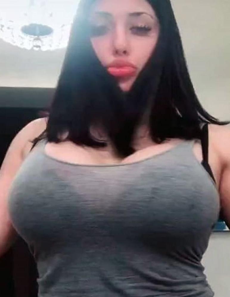 25P She likes to dress in tight clothes