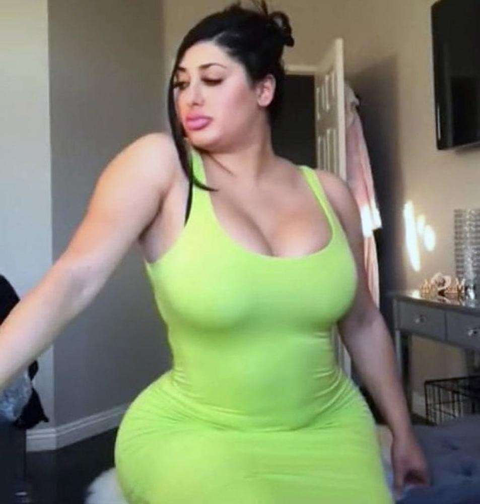 25P She likes to dress in tight clothes