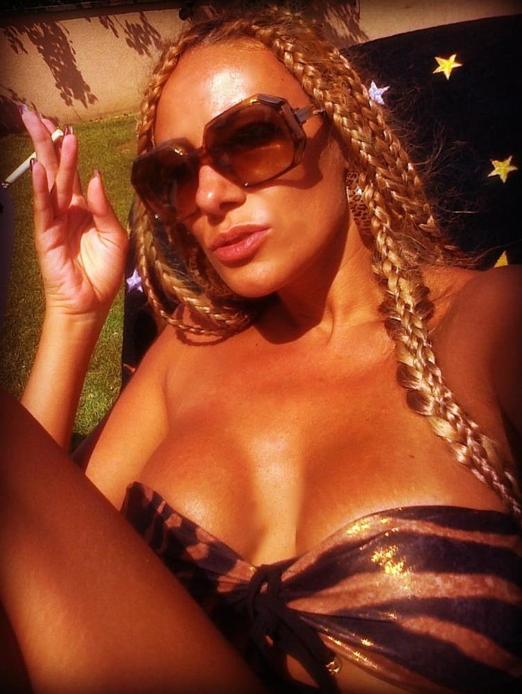 15P Very hot serbian woman