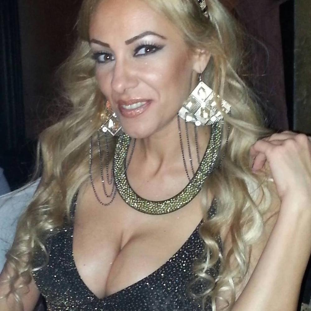 15P Very hot serbian woman