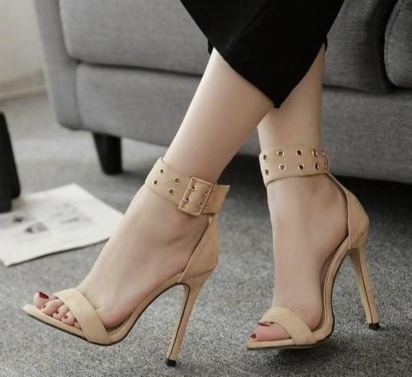 25P High heels 12
