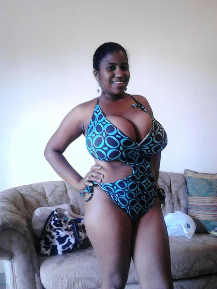 25P Busty Black Babes Vol. 11