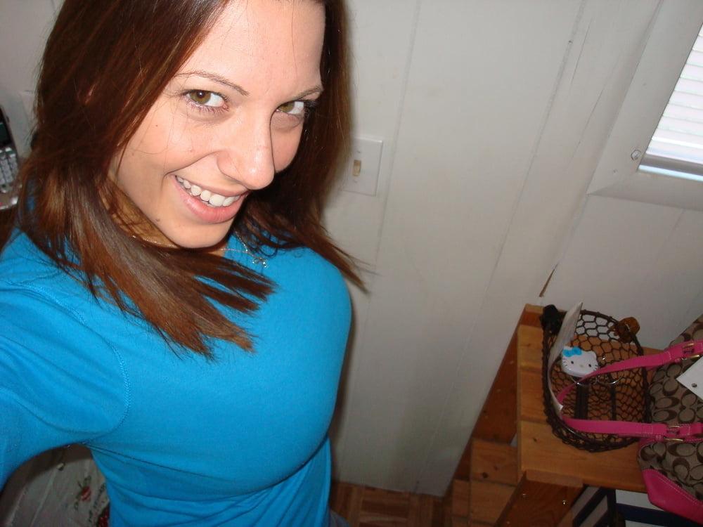 25P petit meraviglioso dejavu top busty huge