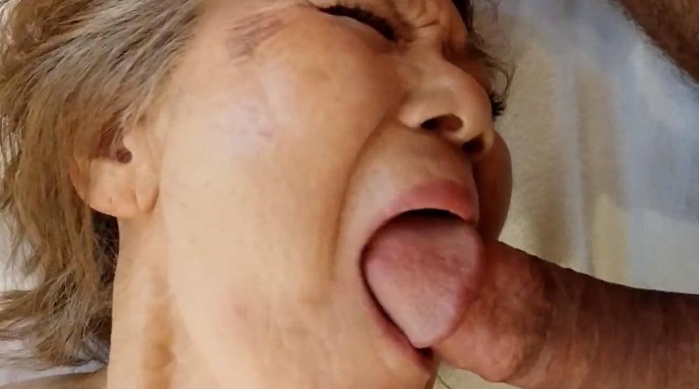 25P Granny sucking dick 3