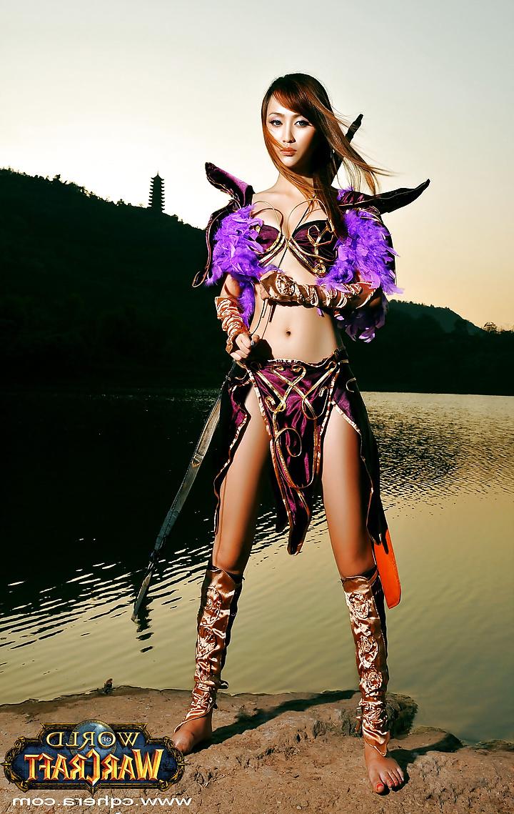8P Cosplay 2