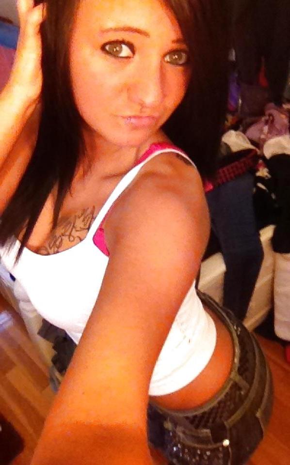25P Busty Teen Jordyn
