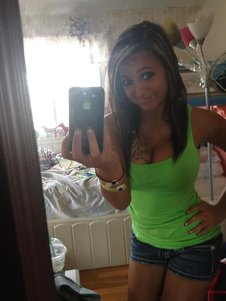 25P Busty Teen Jordyn