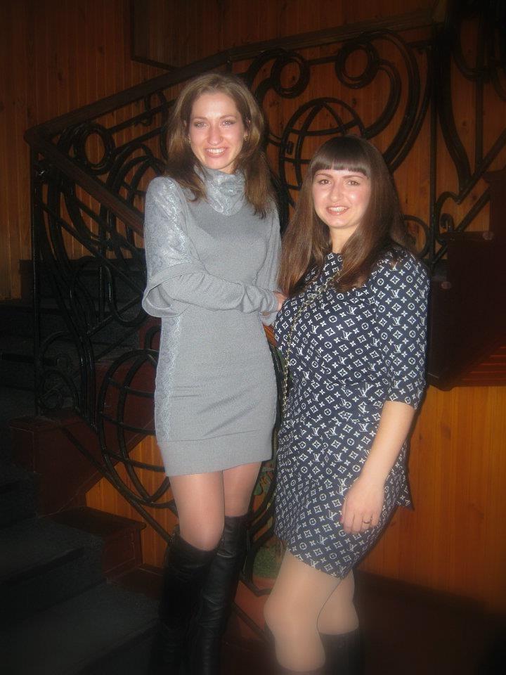 25P sexy females in tights pantyhose nylons 97
