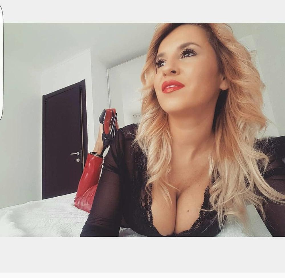 25P Jelena - Busty MILF Slut
